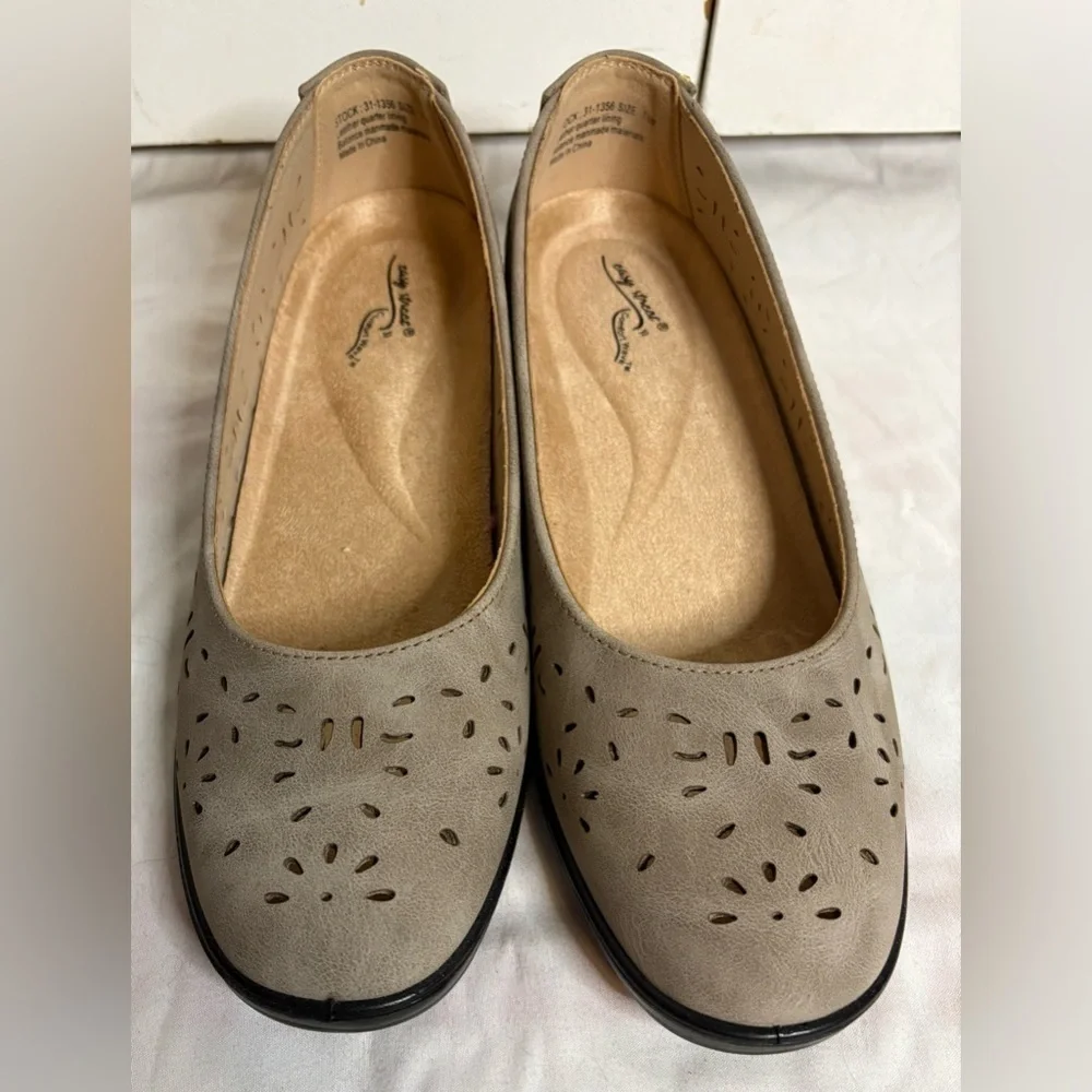 easy street heel height